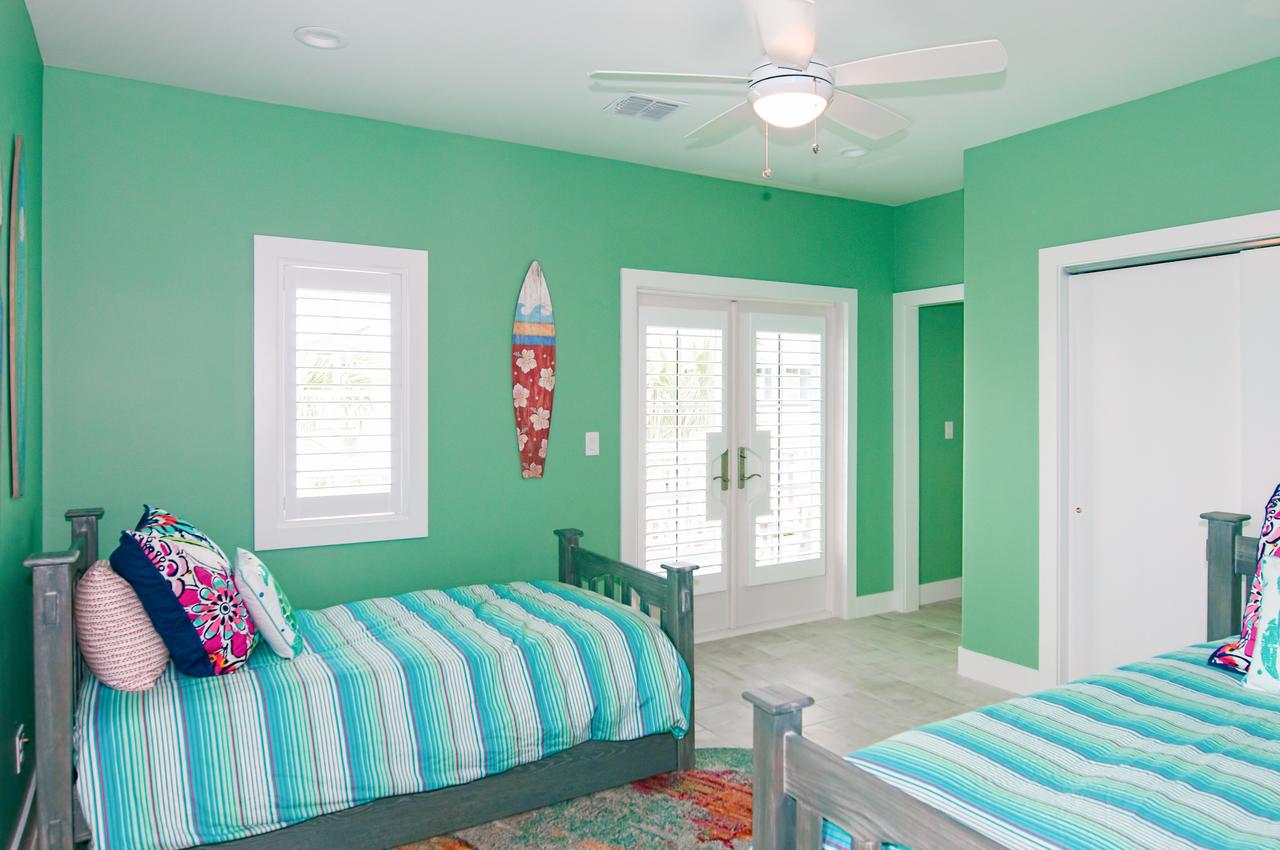 144 Sunrise Home - thumb 32