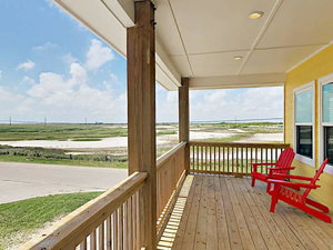 660 Sandpiper Cir Home