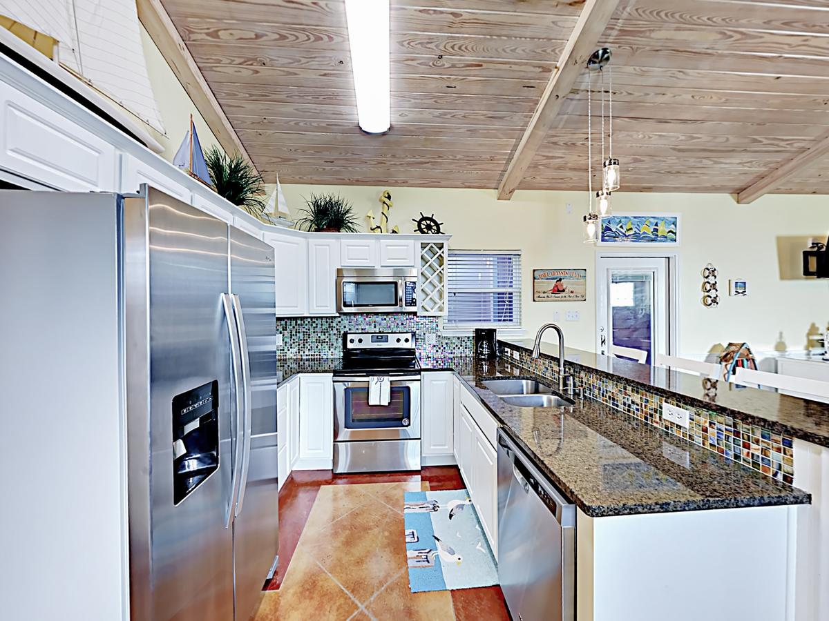 Sail Away Coastal Port Aransas Condo - thumb 15