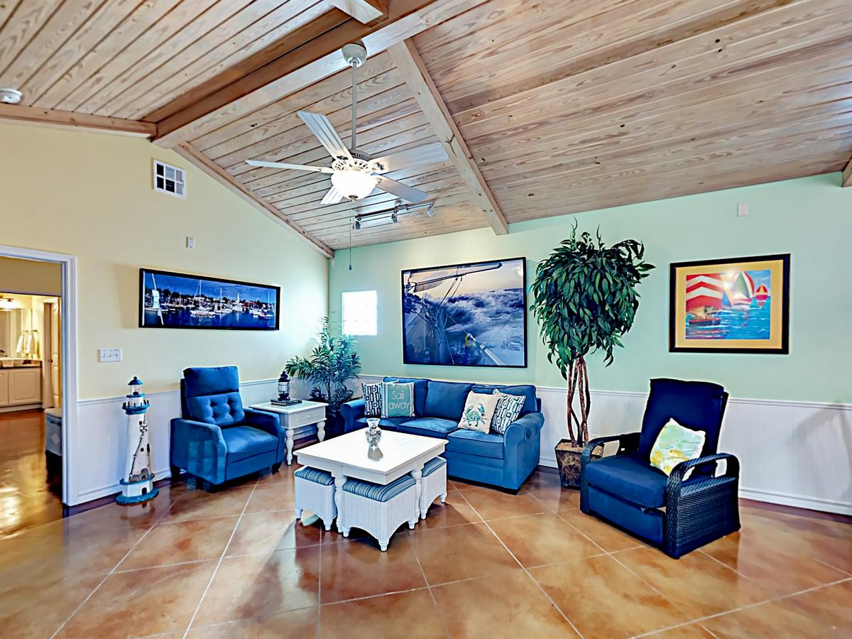 Sail Away Coastal Port Aransas Condo - thumb 21