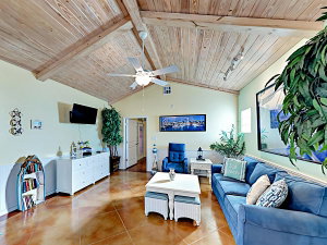 Sail Away Coastal Port Aransas Condo