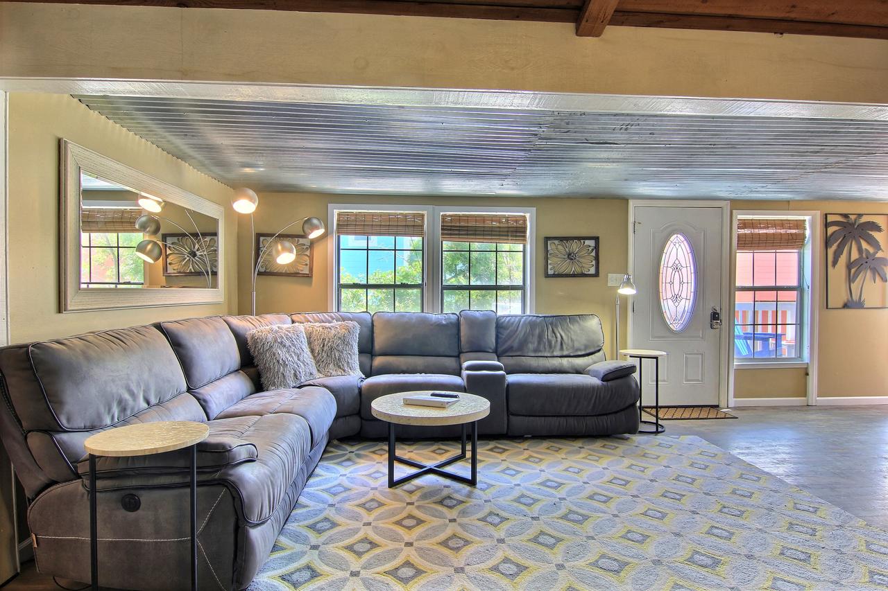 4 Palms AD628 Home - thumb 12
