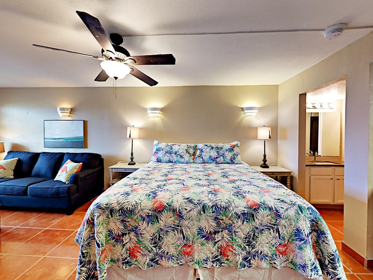 143 Sea Breeze Condo - thumb 0