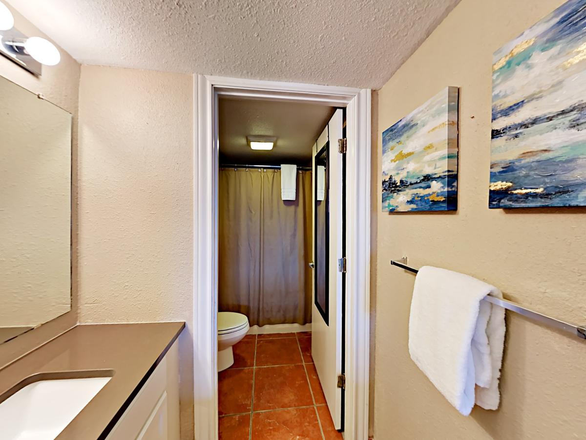 143 Sea Breeze Condo - thumb 5