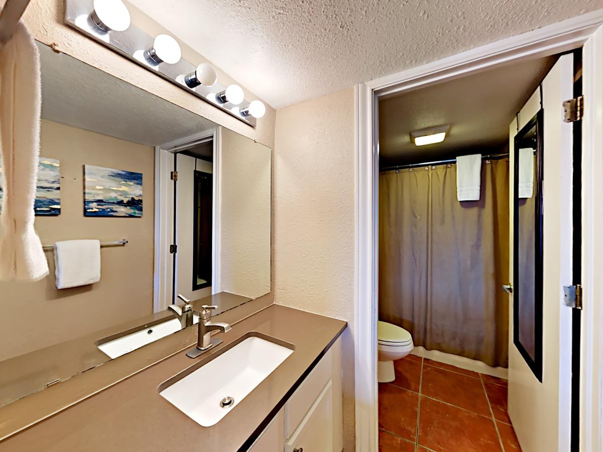143 Sea Breeze Condo - thumb 6