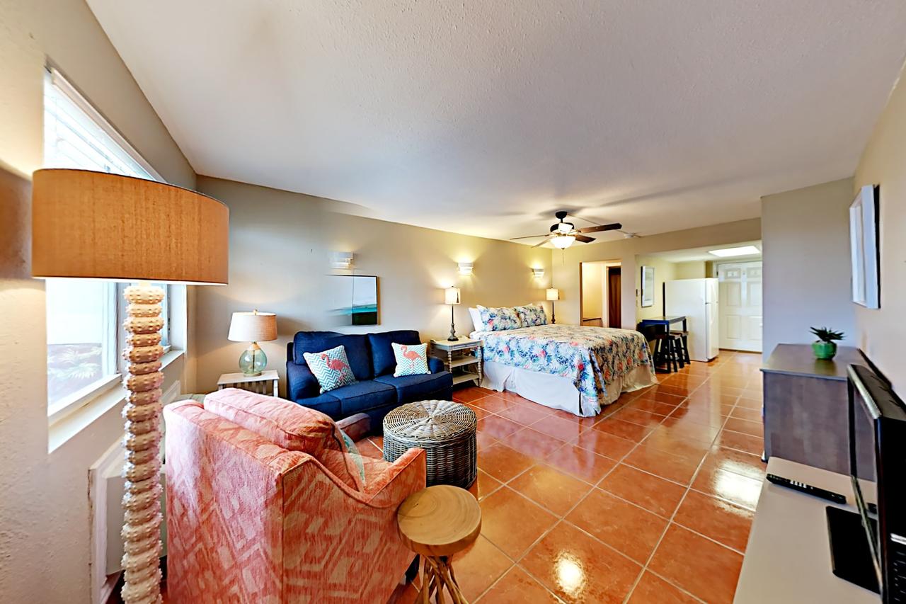 143 Sea Breeze Condo - thumb 4