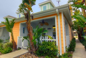 The Surf Shack Pb105 Condo