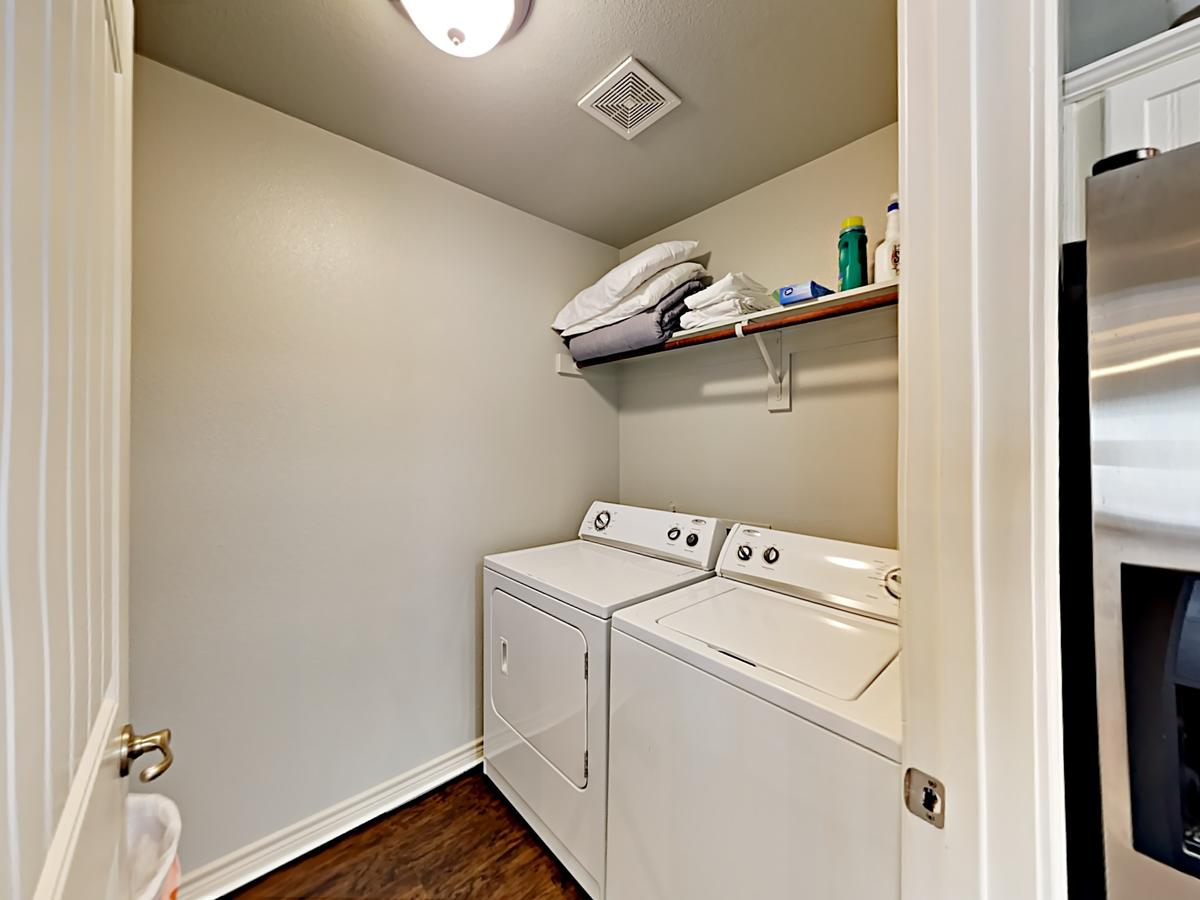 7 Meridian Condos - thumb 5