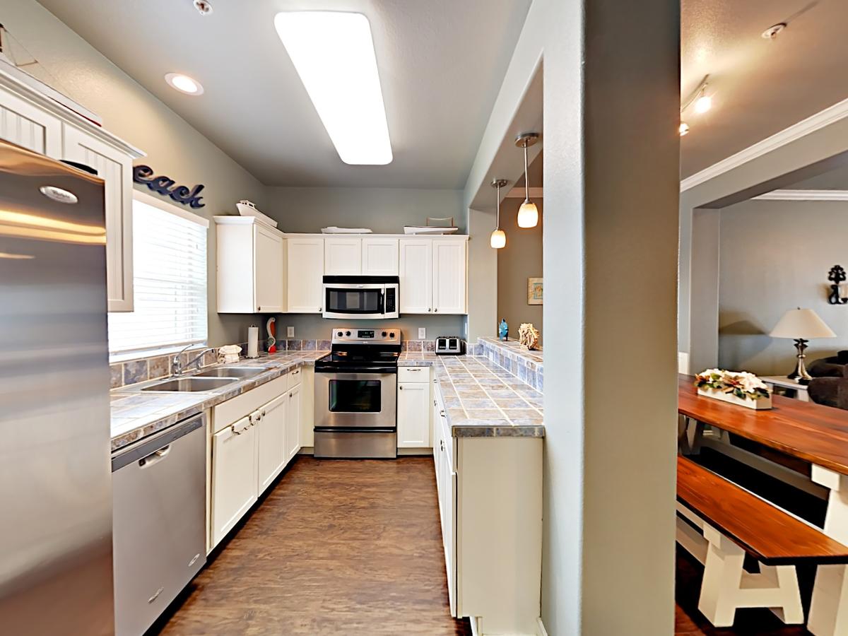 7 Meridian Condos - thumb 18