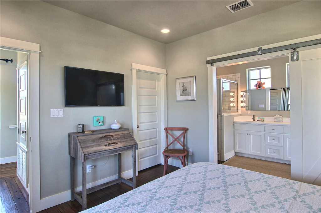 The Oyster House Home - thumb 11