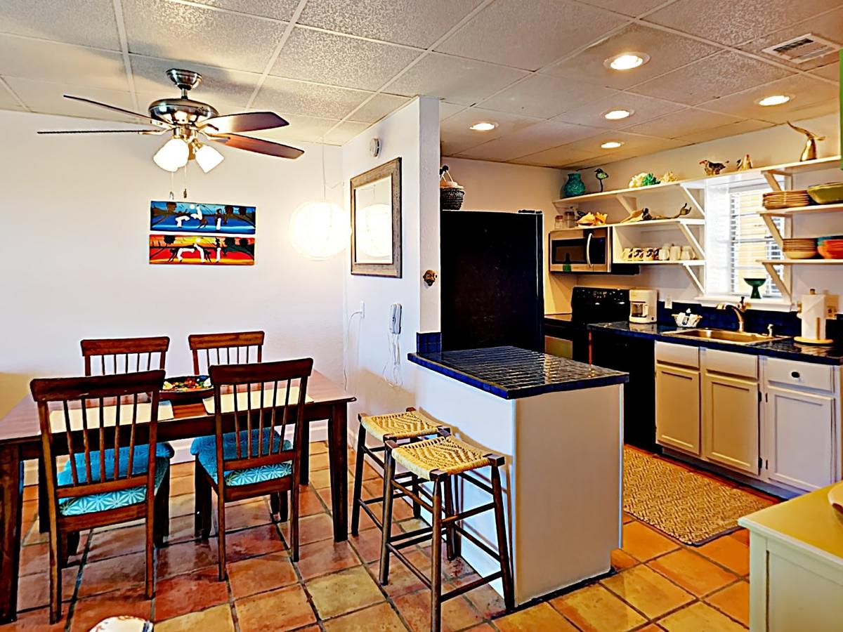 63 Island Retreat Condo - thumb 1