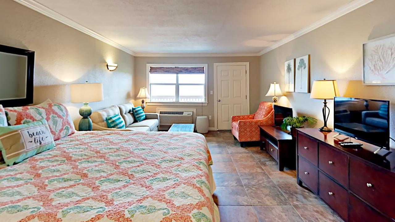 142 Sea Breeze - One Bedroom Condo - thumb 2