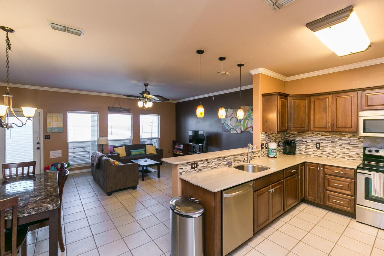 15102 Leeward Dr Townhouse Unit 502 - thumb 4