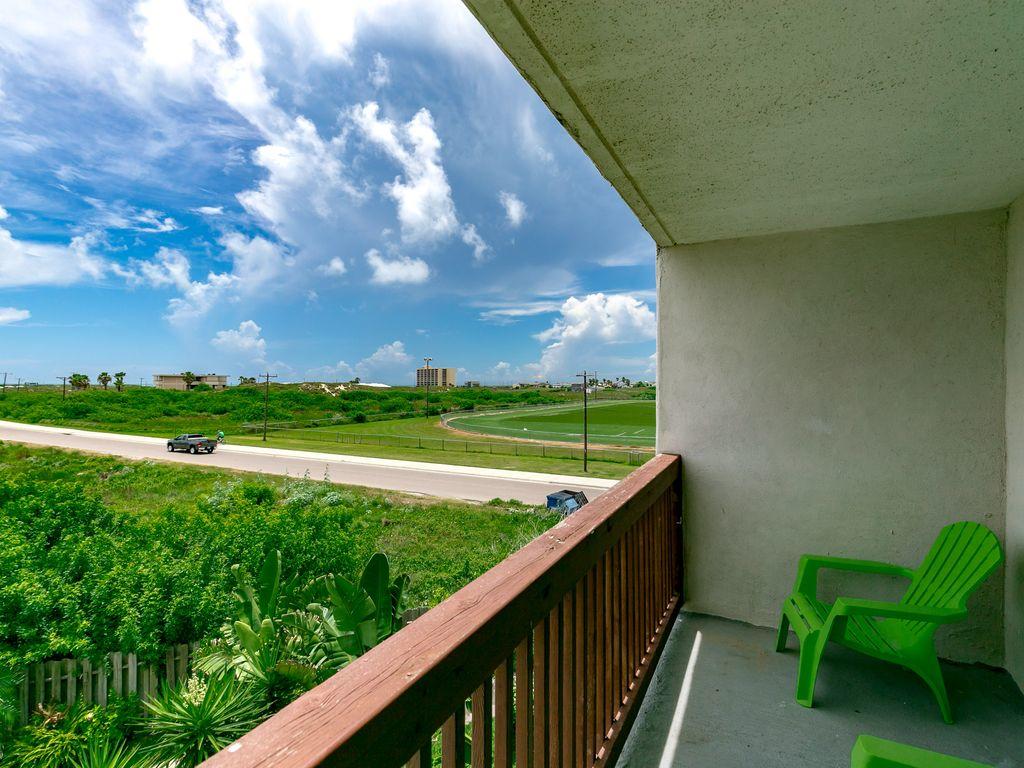134 Sea Breeze - One Bedroom Condo - thumb 5
