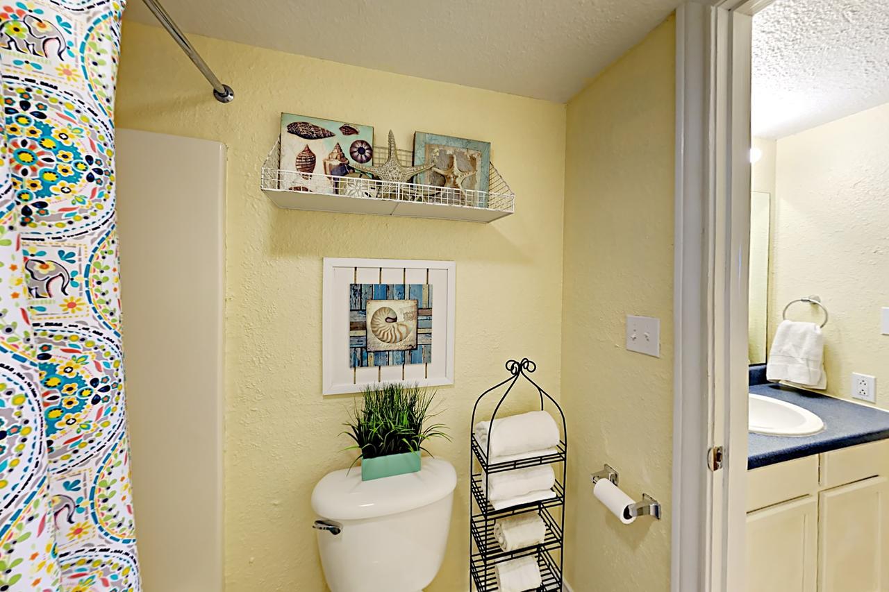 134 Sea Breeze - One Bedroom Condo - thumb 16