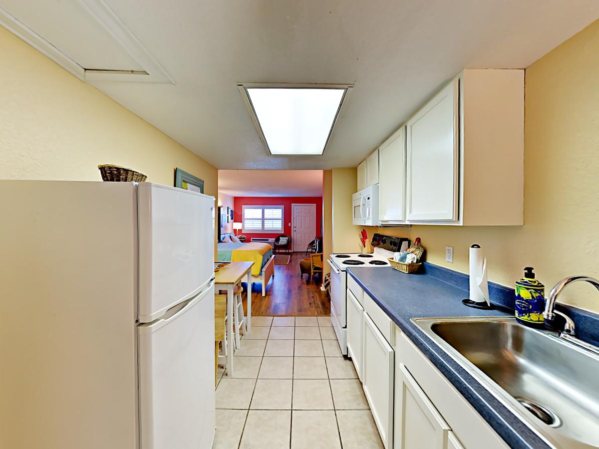 134 Sea Breeze - One Bedroom Condo - thumb 11