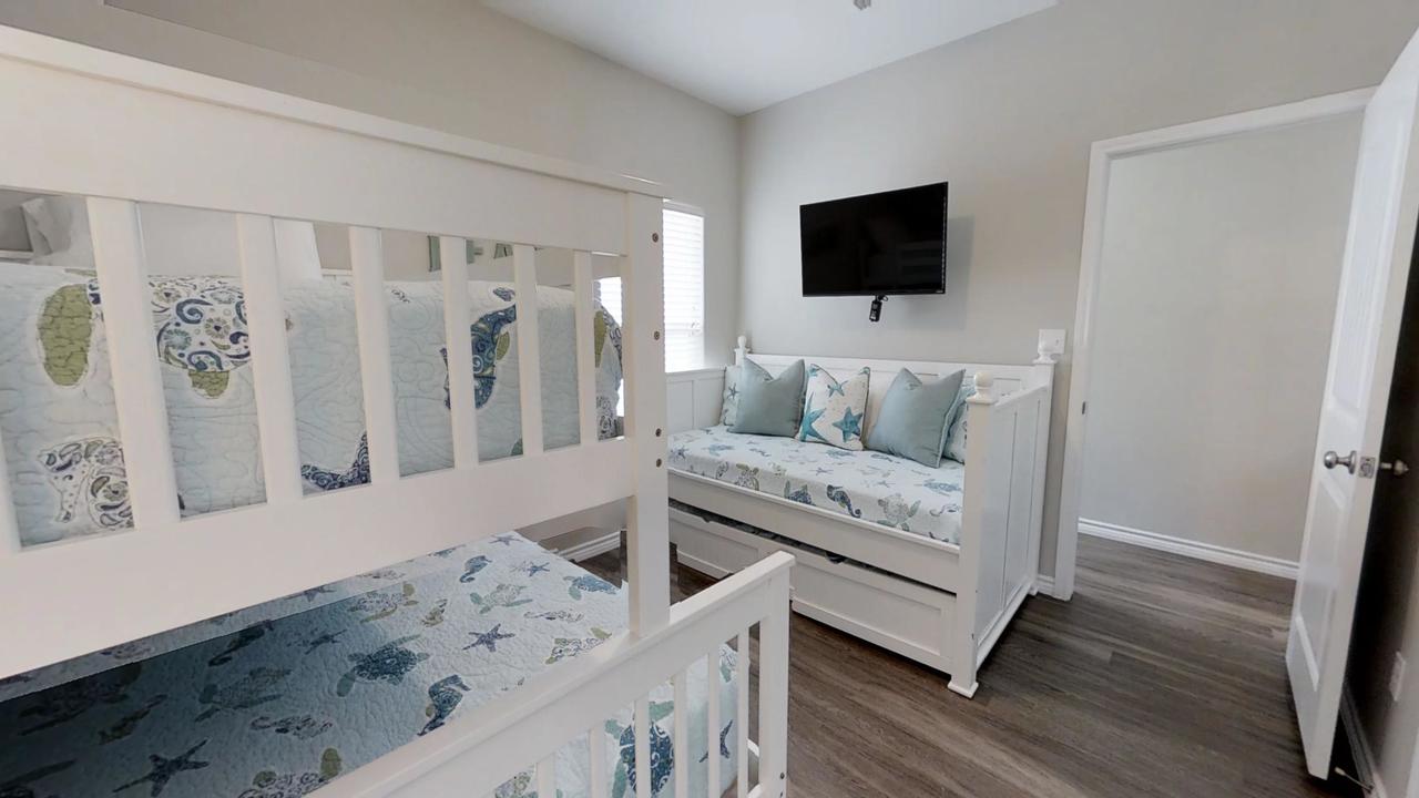Channel Islands-14904 Two-bedroom Holiday Home - thumb 3