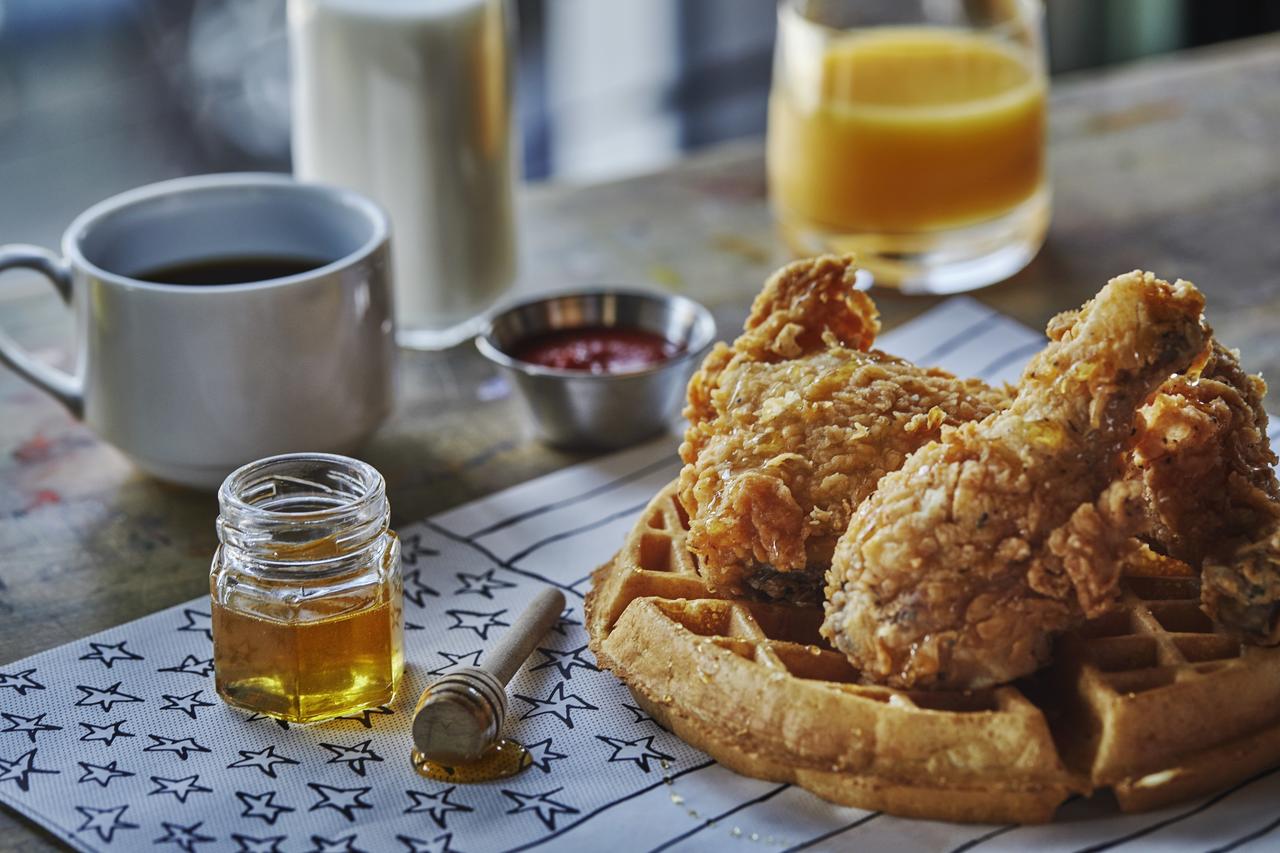 Graduate Lincoln - thumb 30