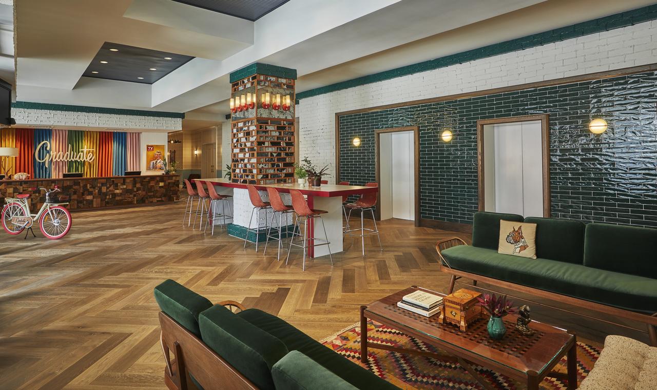 Graduate Lincoln - thumb 24