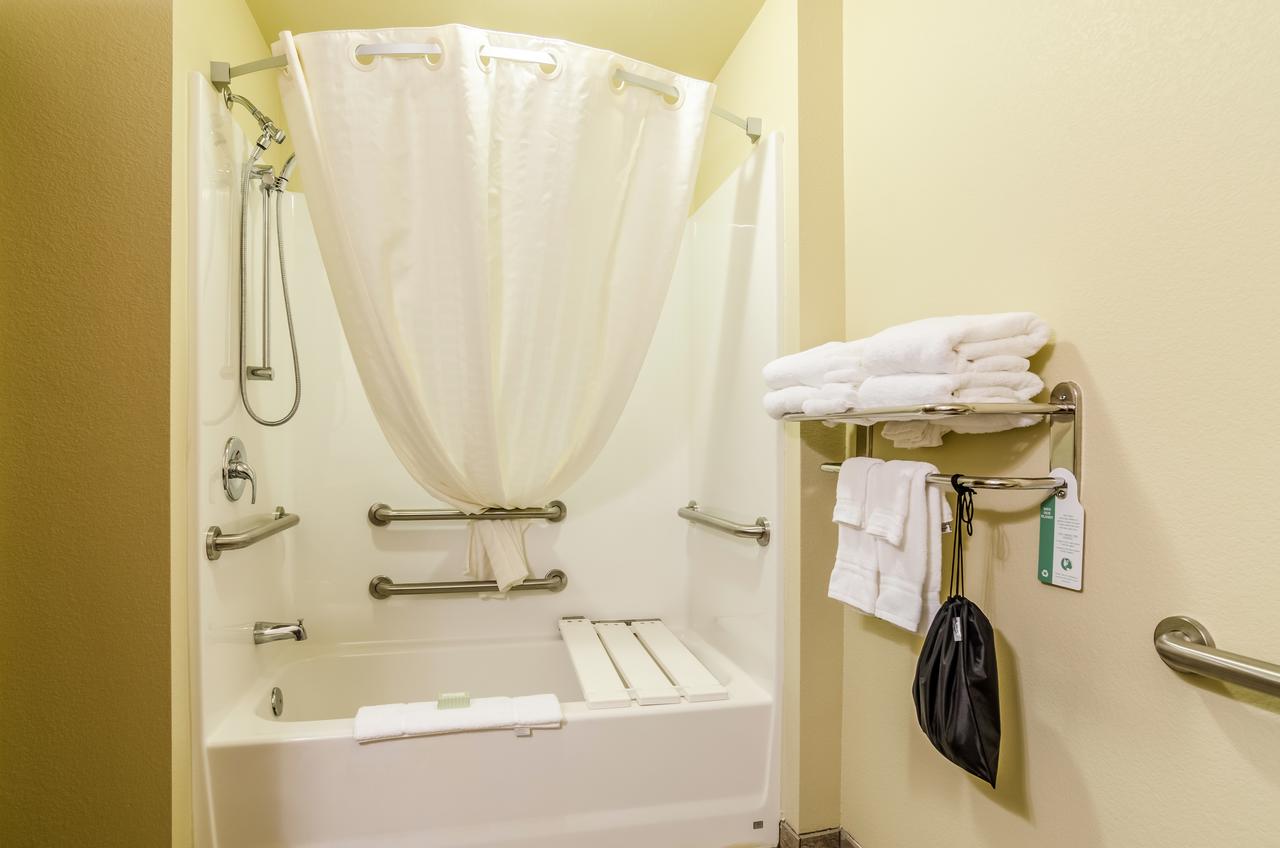 Cobblestone Hotel & Suites - McCook - thumb 35