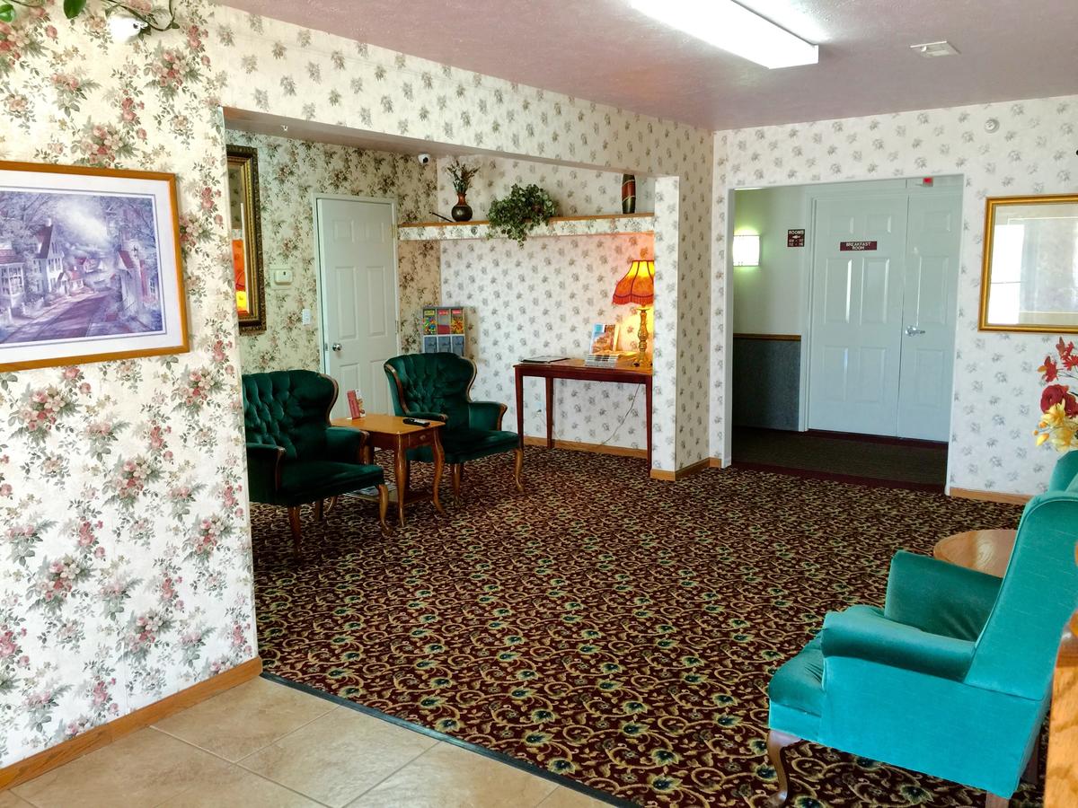 Victorian Inn North - thumb 11