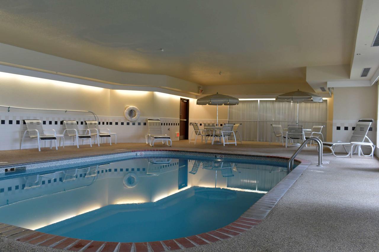 Red Roof Inn & Suites Lincoln - thumb 12