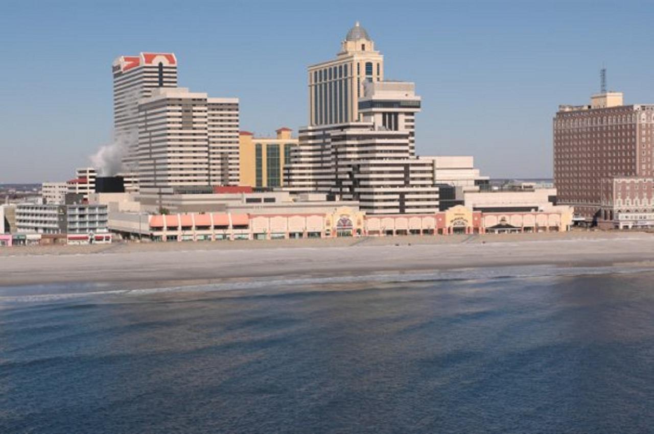 Tropicana Casino And Resort - thumb 32