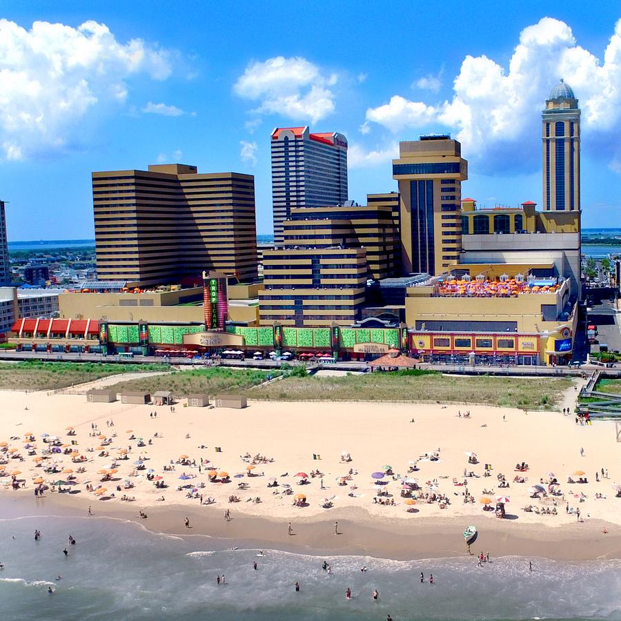 Tropicana Casino And Resort - thumb 0