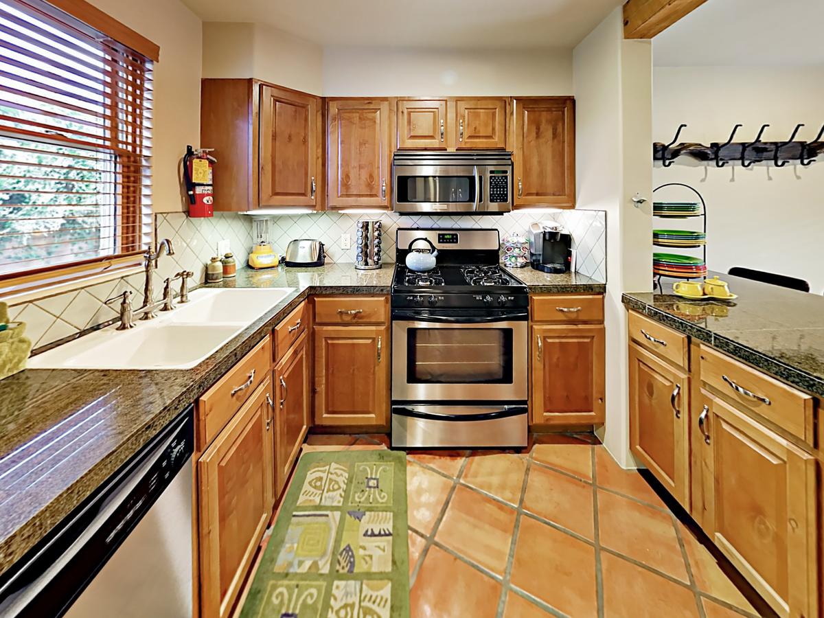 106 Monte Vista Place Condo Unit B - thumb 3