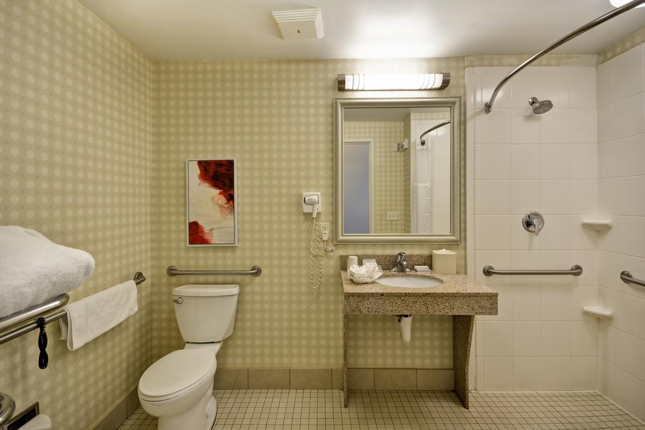 Hilton Garden Inn Riverhead - thumb 19