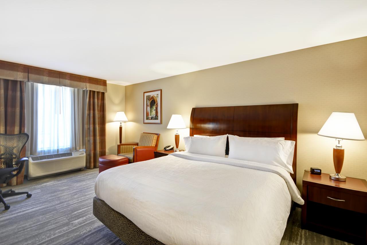 Hilton Garden Inn Riverhead - thumb 1
