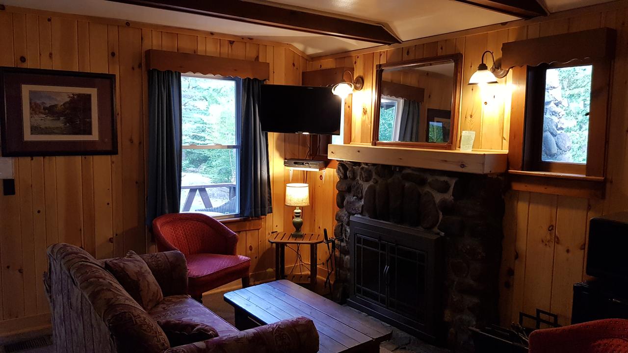The Wilderness Inn: Chalets - thumb 15