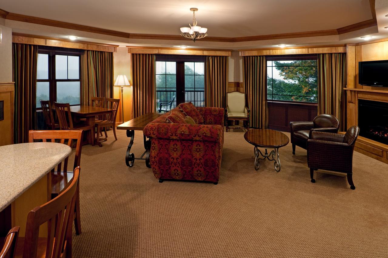 Crowne Plaza Lake Placid - thumb 36