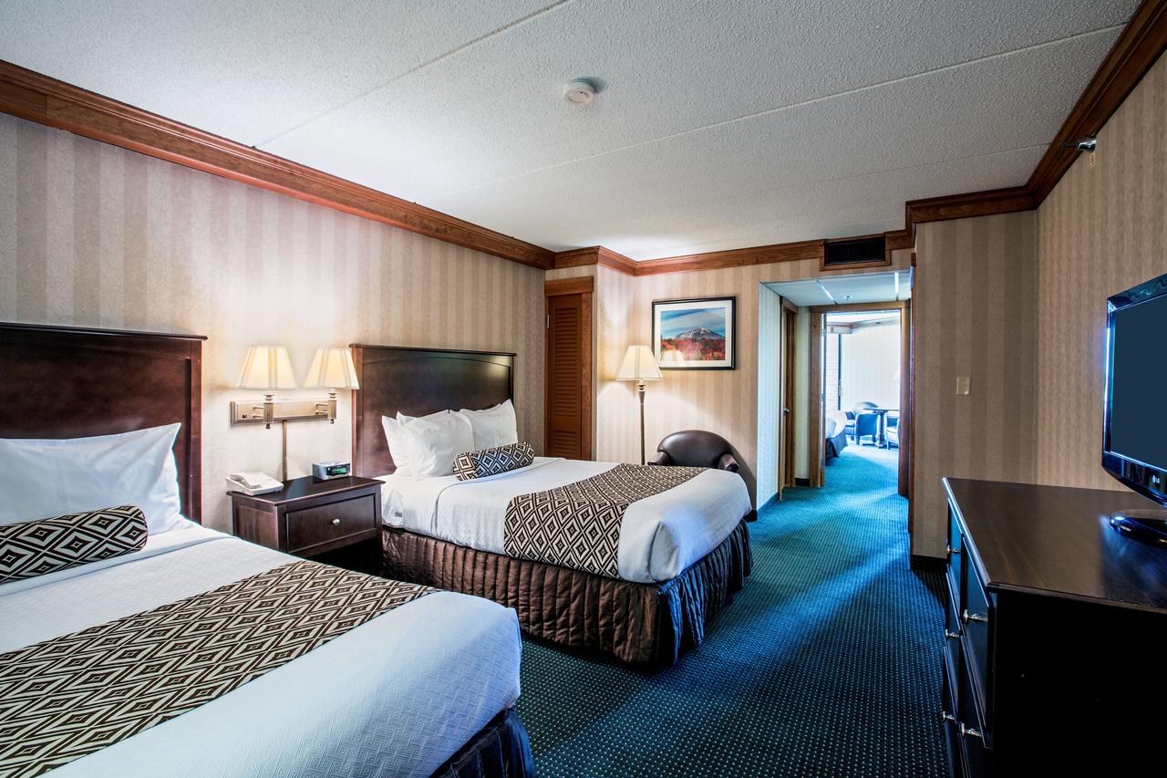 Crowne Plaza Lake Placid - thumb 28
