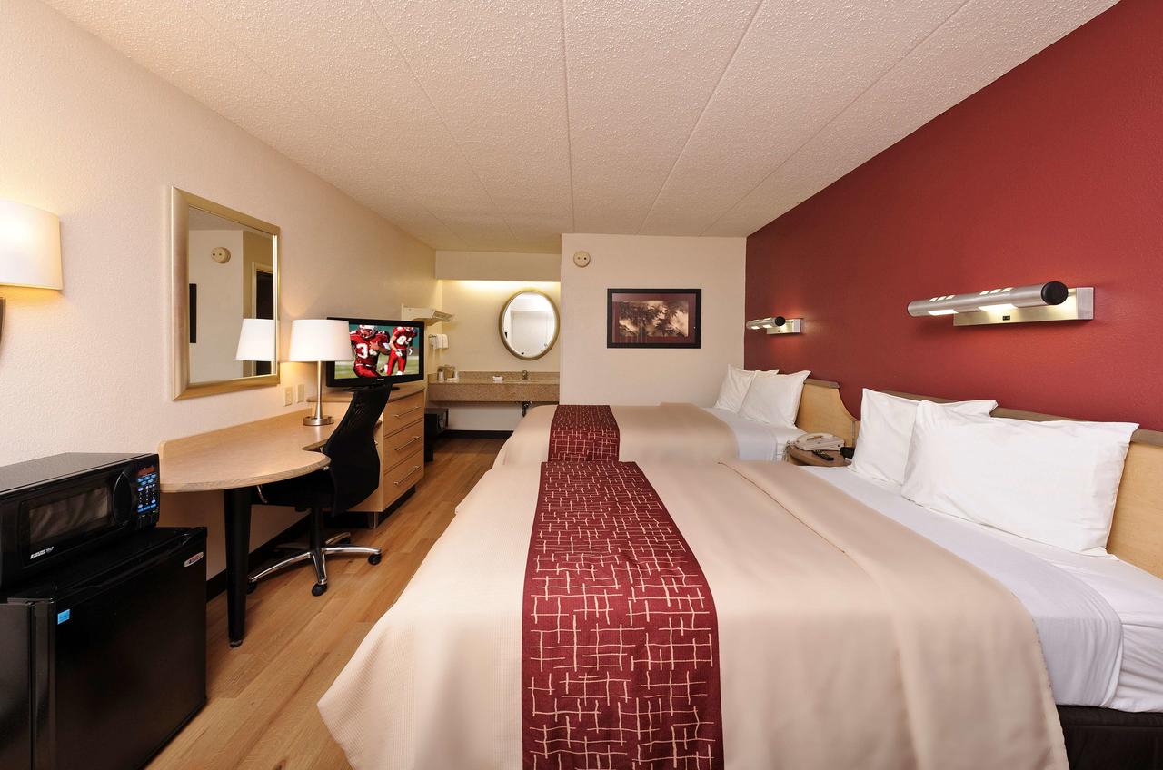 Red Roof Inn Utica - thumb 12