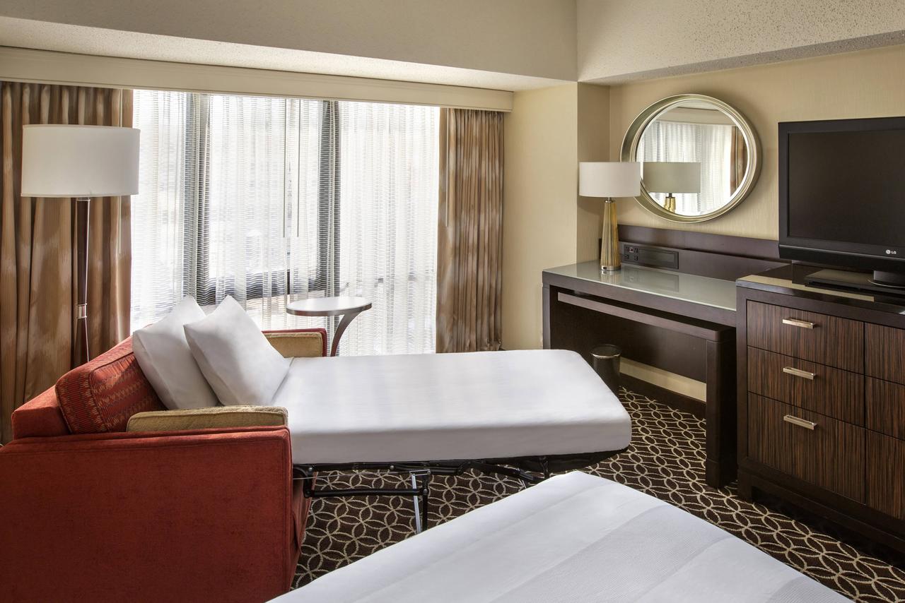 New York Marriott Marquis - thumb 15