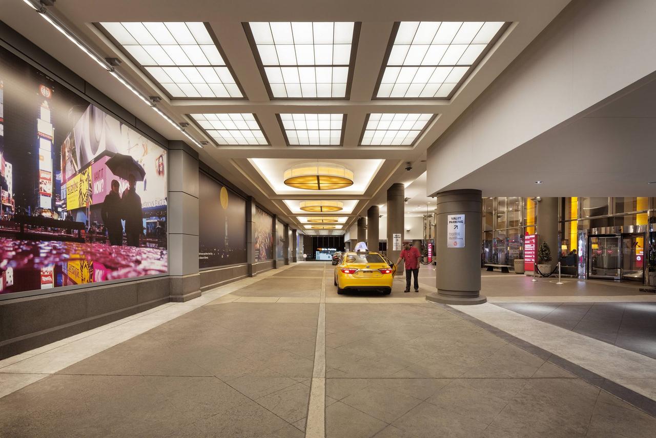 New York Marriott Marquis - thumb 2