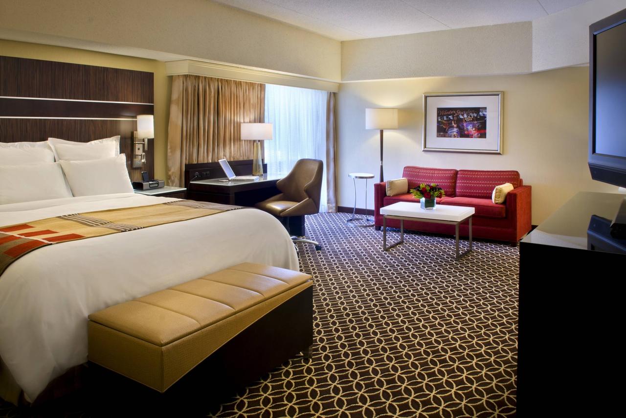 New York Marriott Marquis - thumb 16