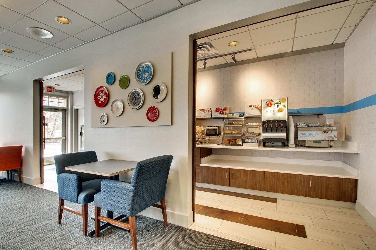 Holiday Inn Express Poughkeepsie - thumb 10