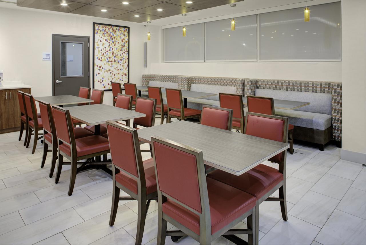 Holiday Inn Express - Bronx NYC - Yankee Stadium - thumb 11
