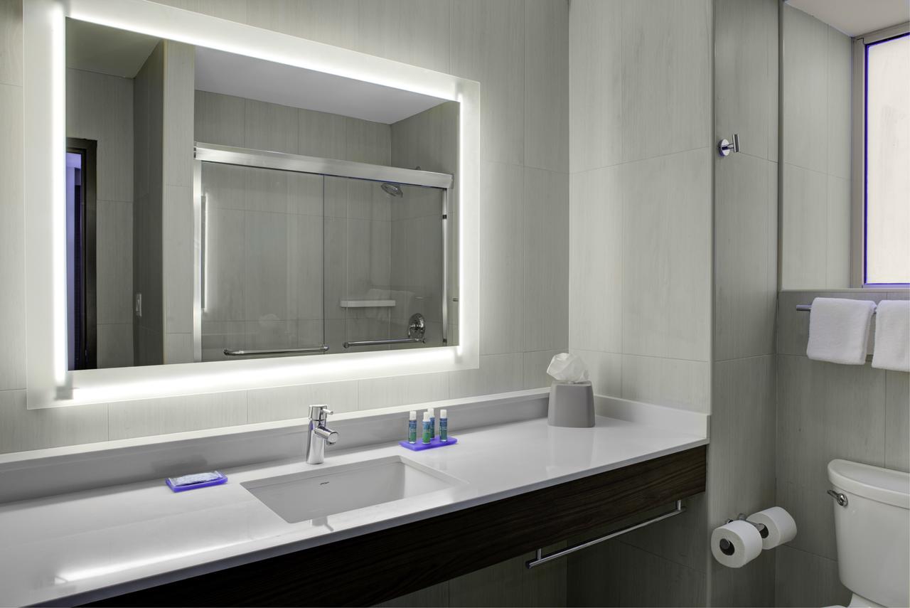 Holiday Inn Express - Bronx NYC - Yankee Stadium - thumb 8