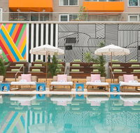 McCarren Hotel  Pool - Accommodation Texas