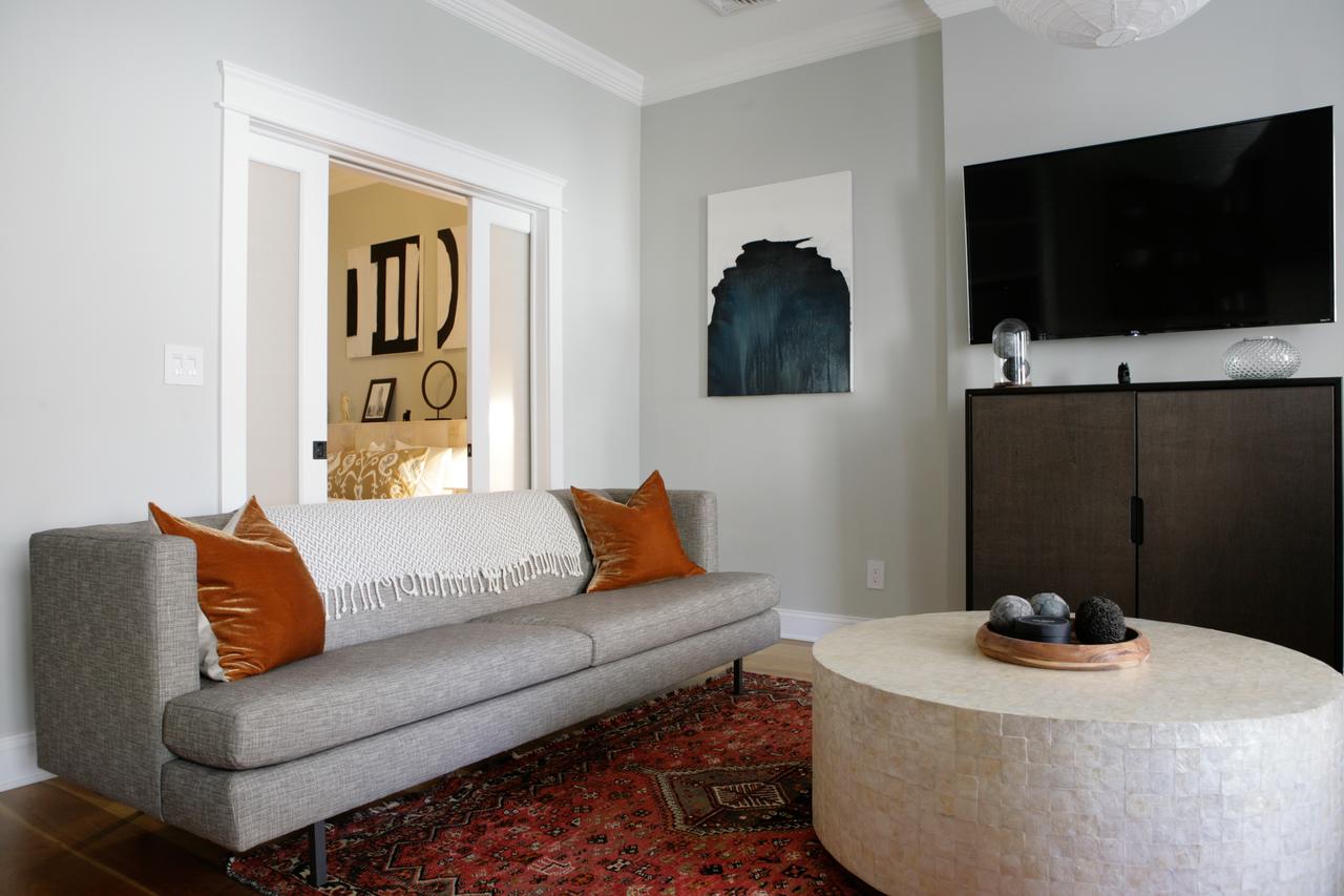 High End 4 Bedroom In Ditmas Park, Brooklyn - thumb 1