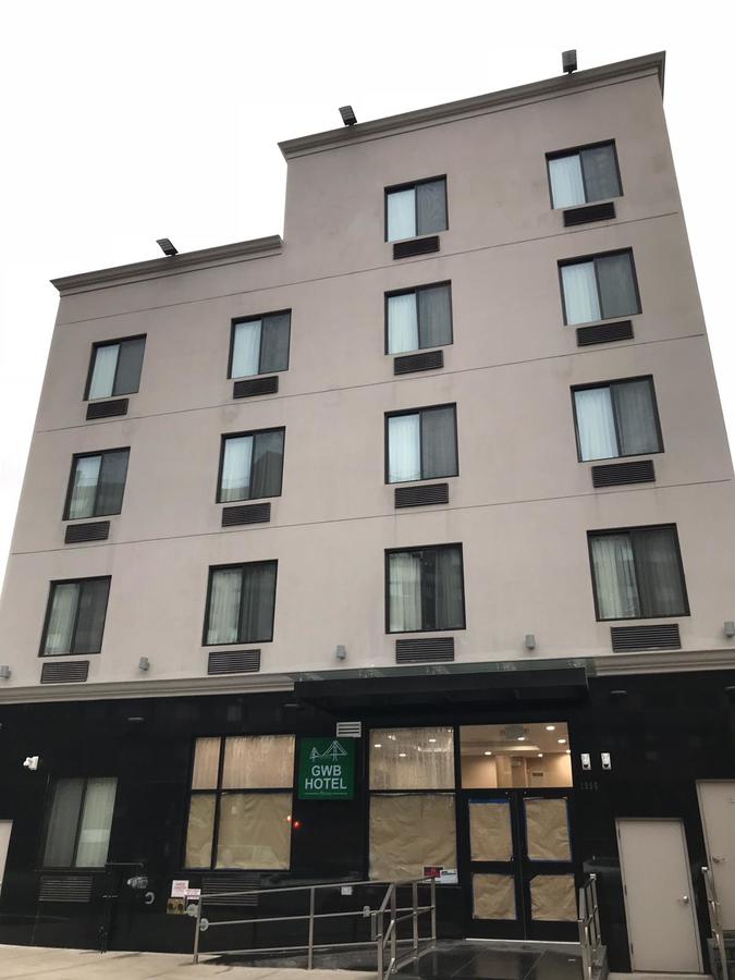 GWB HOTEL - thumb 1