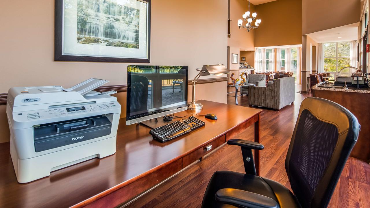 Best Western Plus The Inn & Suites At The Falls - thumb 21