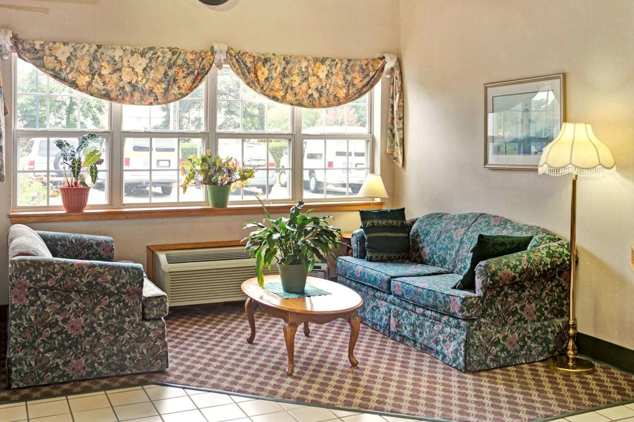 Microtel Inn By Wyndham Raleigh-Durham Airport - thumb 10