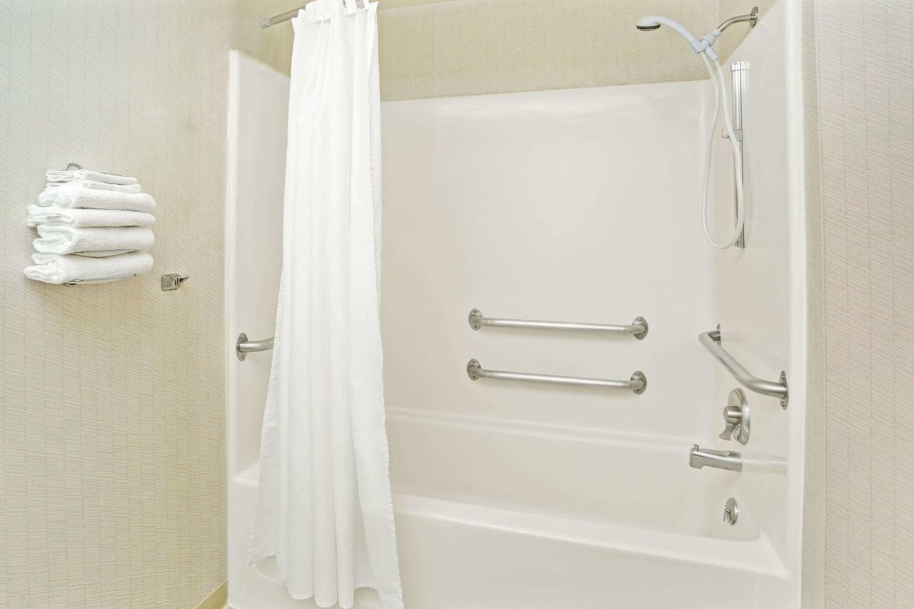 Microtel Inn By Wyndham Raleigh-Durham Airport - thumb 8