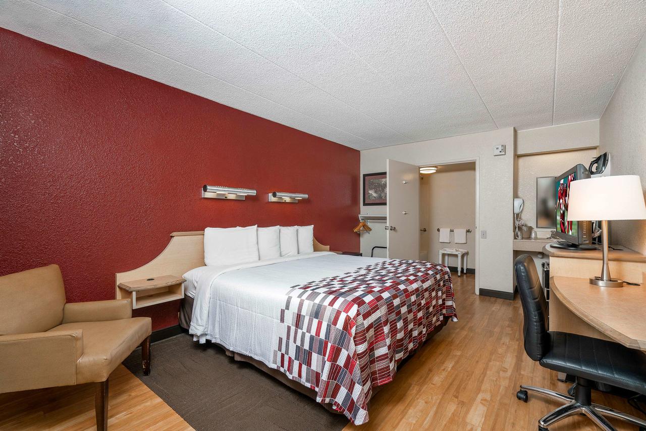 Red Roof Inn Chapel Hill - UNC - thumb 10