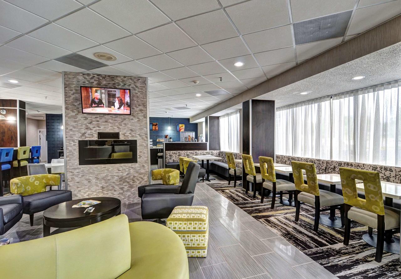 Best Western Plus Hanes Mall - thumb 4