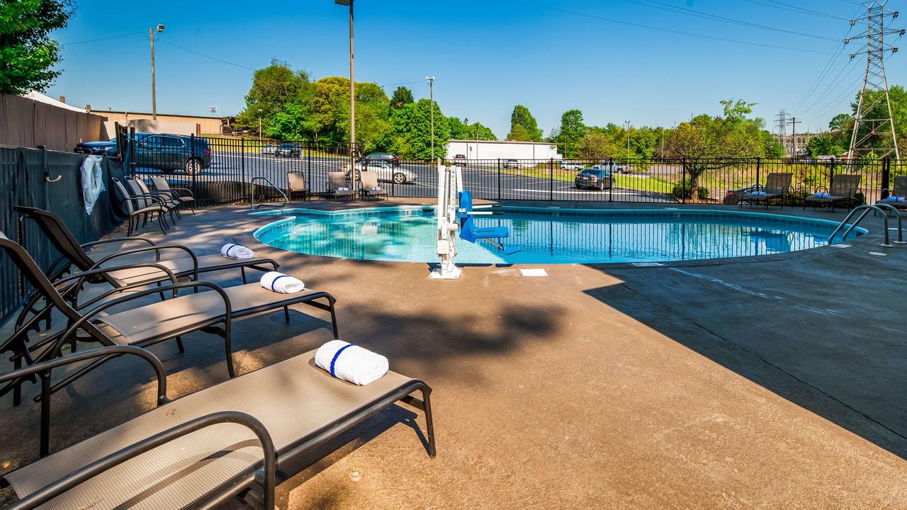 Best Western Plus Hanes Mall - thumb 27